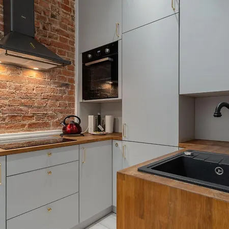 아파트 Citystay W Kamienicy Przy Piotrkowskiej 우치